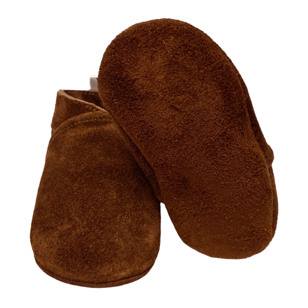 Effen cognac kleurige babyslofjes upside down