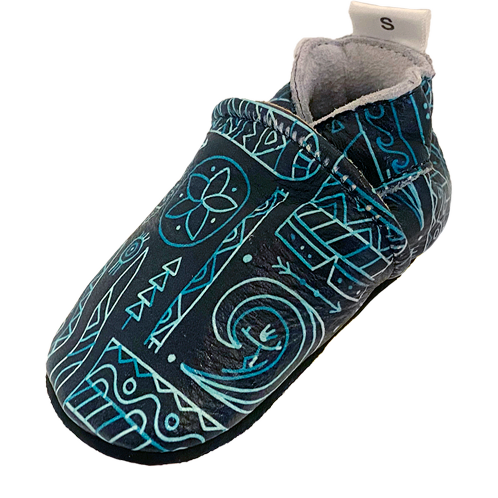babyslofjes met surf print cartoon enkel voorkant